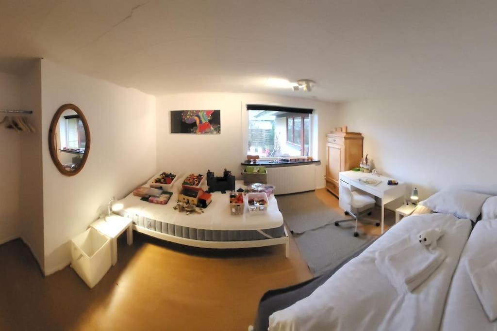 Family Friendly Apt B, 900M To Lego House, Parking, Legoland, Lalandia 比隆 外观 照片