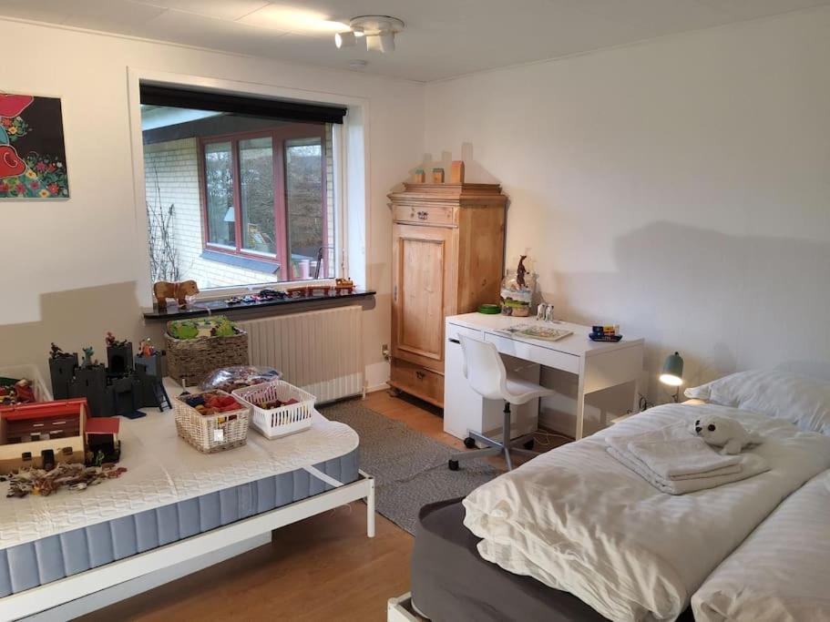 Family Friendly Apt B, 900M To Lego House, Parking, Legoland, Lalandia 比隆 外观 照片